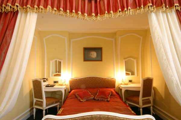 Hotel Leopold I (Petrovaradin)